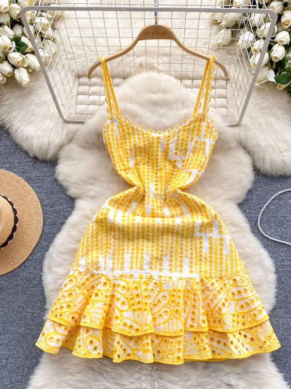Sexy Christmas dresses for a festive occasionPisa Luxe Summer Dress