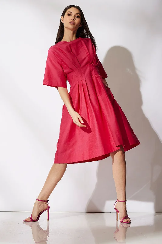 Silk sexy dresses for a luxurious and smooth feelCotton Silk Slub Pleated Dress