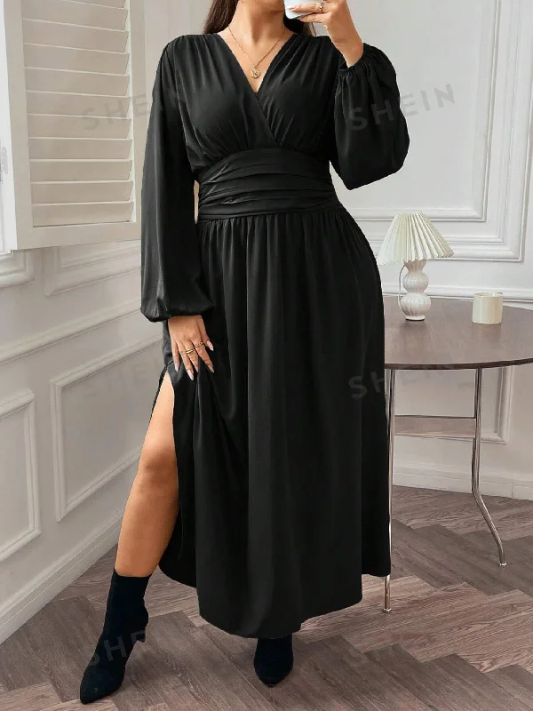 Pink sexy dresses for a sweet and feminine lookSHEIN Frenchy Plus Size Women's Pleated High Side Split Dress