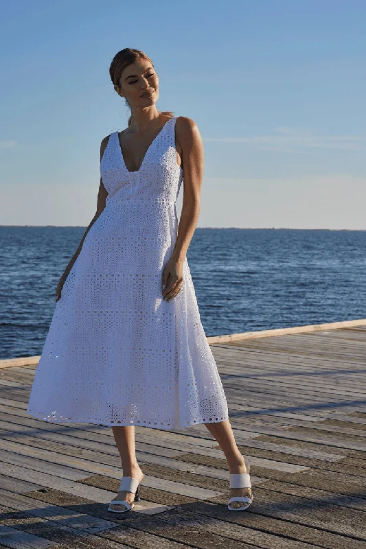 Organza - trimmed sexy dresses for a delicate touchRound Eyelet Dress
