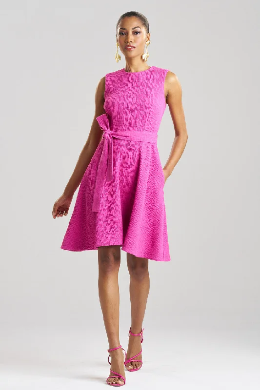 Silk sexy dresses for a luxurious and smooth feelTextured Cotton Jacquard Sleeveless Dress