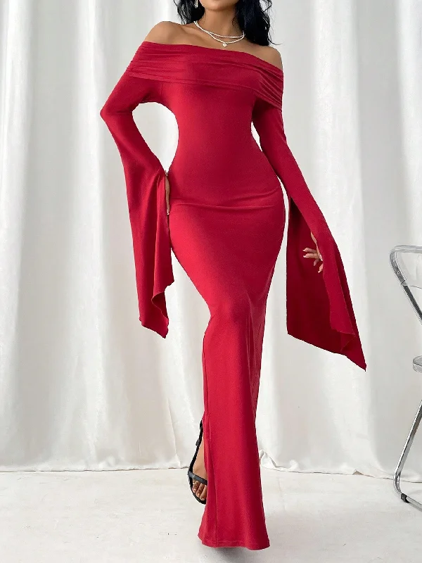 Green sexy dresses for a fresh and vibrant styleSHEIN Privé Women's Off Shoulder Folded Overlap Slit Long Sleeve Maxi Dress With Mermaid Hem