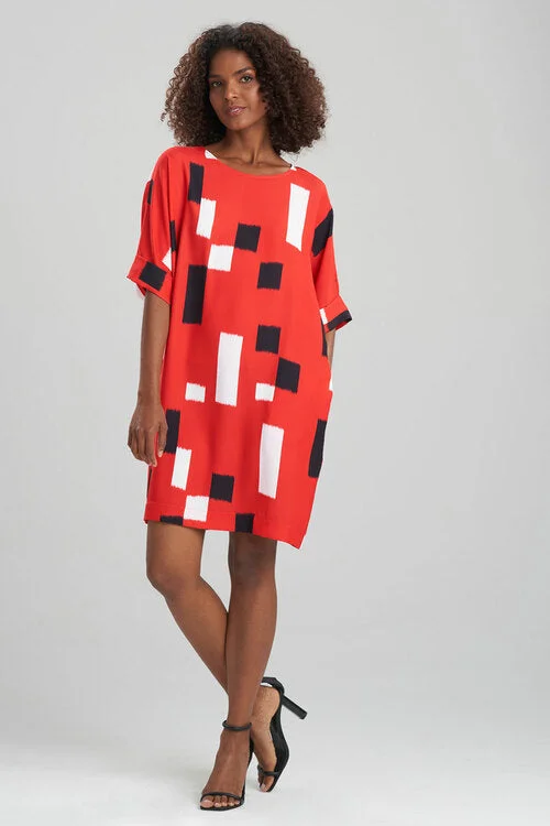 Ruched sexy dresses to accentuate curvesTakara Fluid Crepe T-Shirt Dress