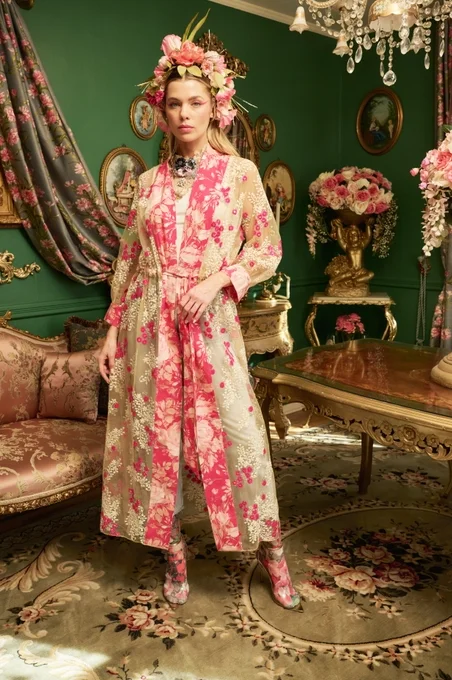 Women's Lingerie for Romantic EveningsARATTA FAIRY ROSE DUSTER