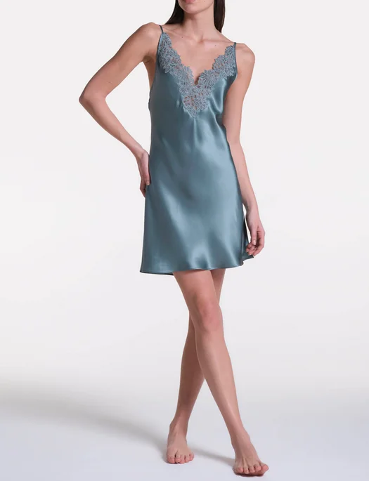 Sexy Christmas dresses for a festive occasionVerdiani Loungewear Silk Slip Dress