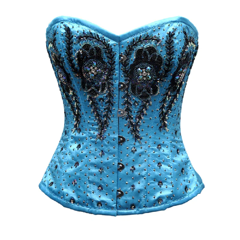 White bustiers for a pure and innocent aestheticIngarhm Custom Made Corset