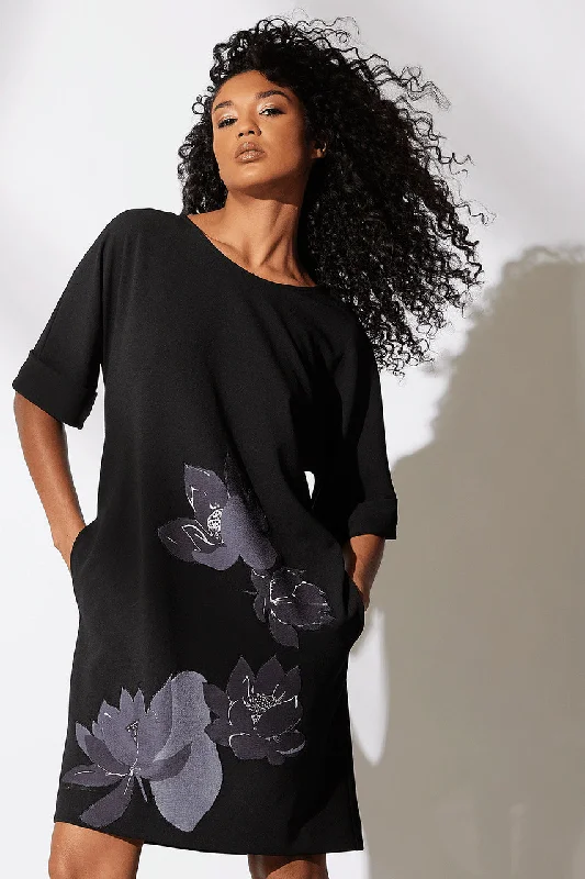 Gold - toned sexy dresses for a glamorous eventSolid Knit Crepe Embroidered T-Shirt Dress Gold - toned sexy dresses for a glamorous eventSolid Knit Crepe Embroidered T-Shirt Dress