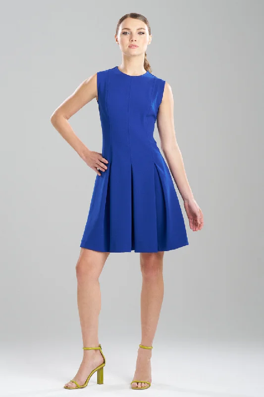 Embroidered sexy dresses for a decorative touchSolid Knit Crepe Pleated Dress