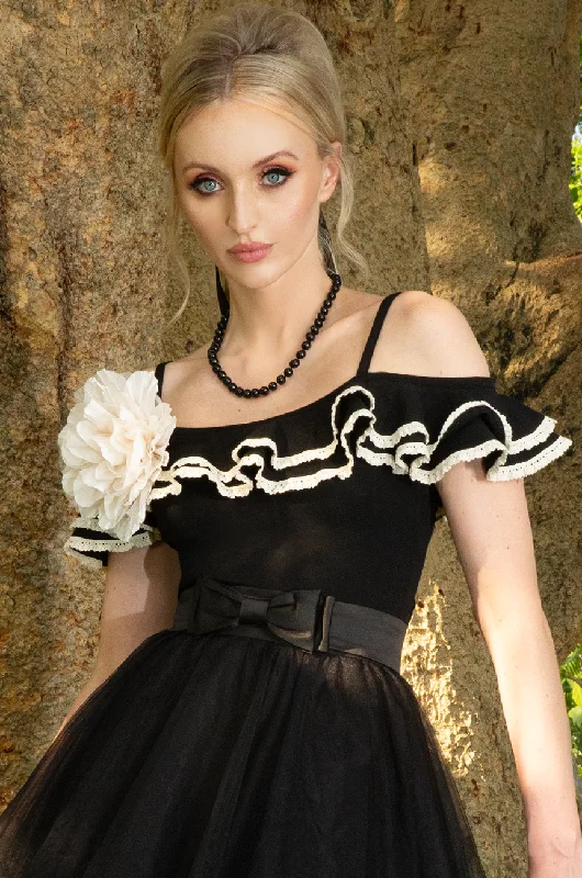 Cotton - blend bustiers for breathabilityElysian Flower Brooch Top (Black)