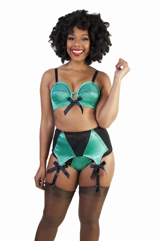 Women's padded bras for a more rounded shapeBettie Page Emerald Green Z Stitch Strap Suspender Belt Women's padded bras for a more rounded shapeBettie Page Emerald Green Z Stitch Strap Suspender Belt