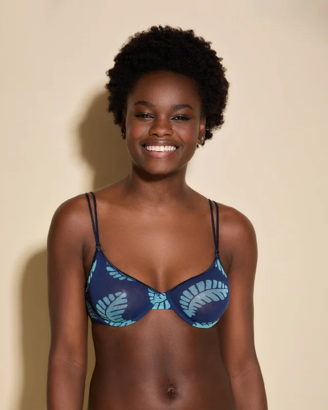 Women's convertible bras with multiple strap optionsGemoldeter Bügel BH