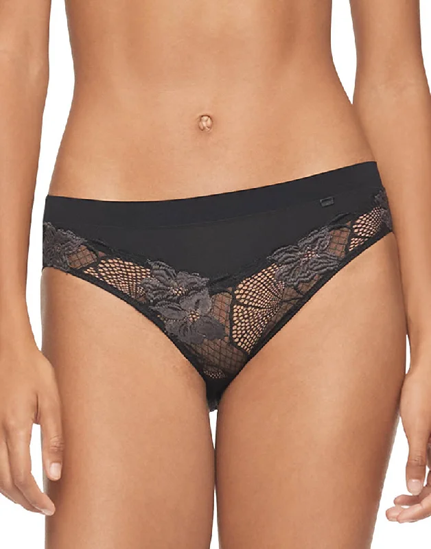 Plus - size bras designed for larger cup sizes and fuller figures​ Calvin Klein Women Perfectly Fit Flex Bikini QF6629