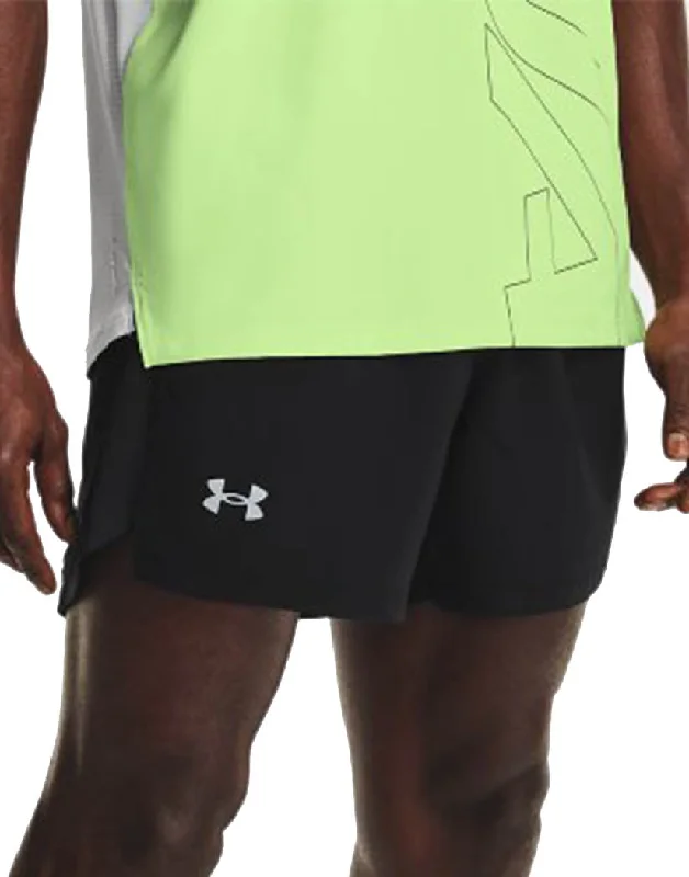 Bra with a contour memory foam cup for a natural look​ Under Armour Launch SW 5" Short 1361492