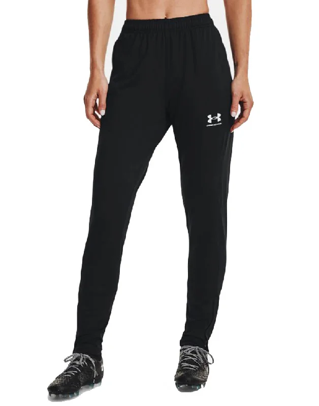 Bra with a contoured cup for a natural - looking shape​ Under Armour W Challenger Training Pant 1365432
