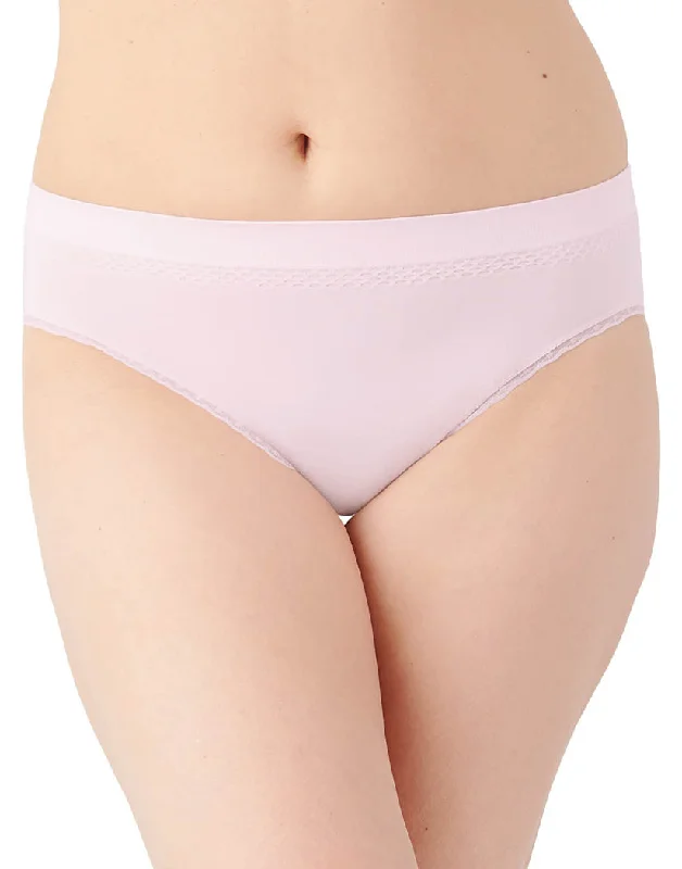 Front - closure bras for easy on and off​ Wacoal B-Smooth Bikini Tender Touch 873374