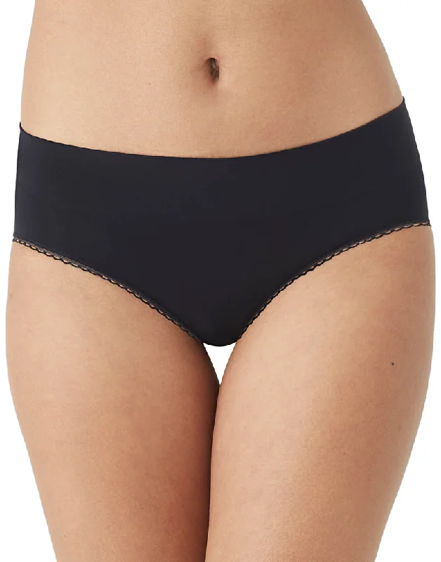 Bra with a high - cut cup for more coverage and support​ Wacoal Feeling Flexible Hipster 874332