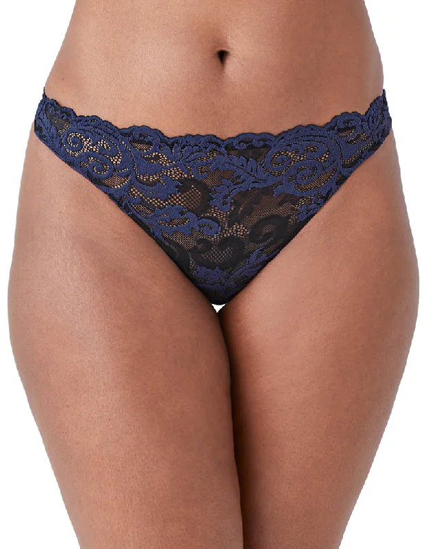Bra with a plus - size wireless option for comfort​ Wacoal Instant Icon Thong 842322