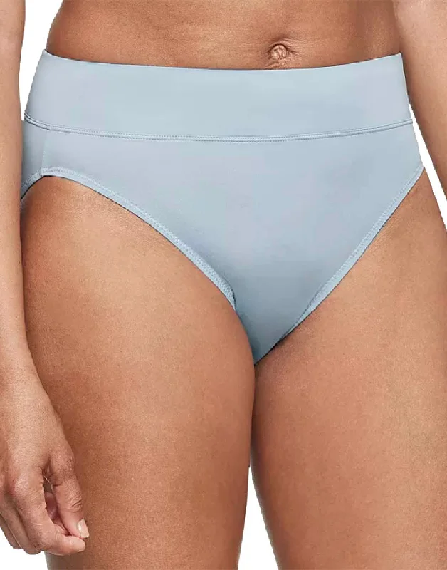 Bra with a contour memory foam cup for a natural look​ Warner's No Pinching No Problems High Cut Brief Panty 5138J