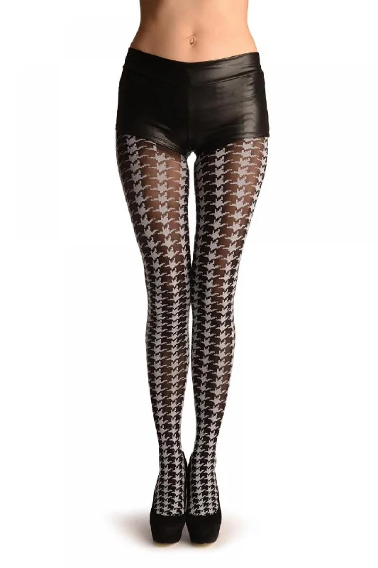 Black & White Woven Dogtooth Pattern